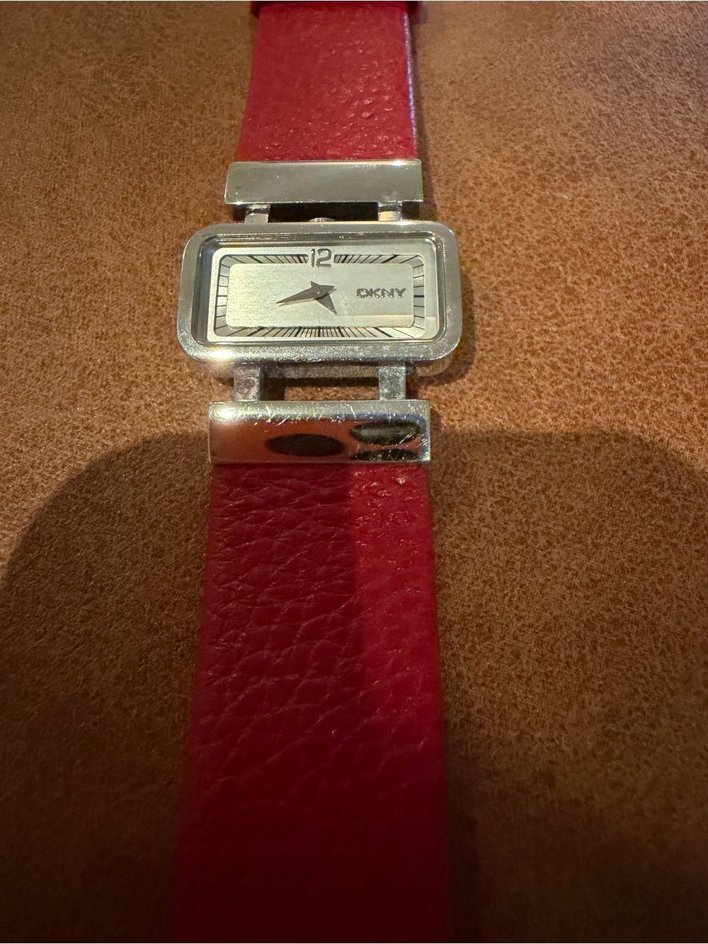 Vintage Y2K DKNY Rectangular Tank Watch – Silver-Tone Case & Red Leather Strap
